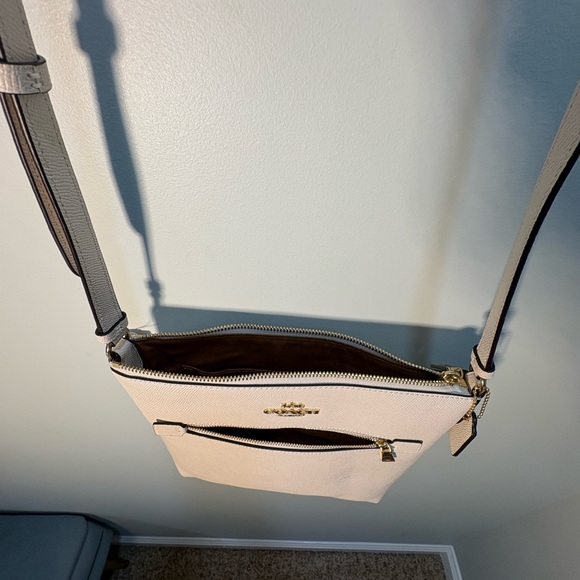 Coach Women's Crossbody Bag - White - Picture 9 of 12